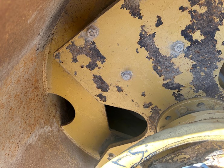 caterpillar-cb-434-image-8