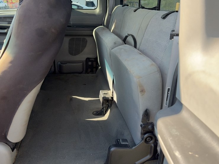 2003-ford-f350-image-15