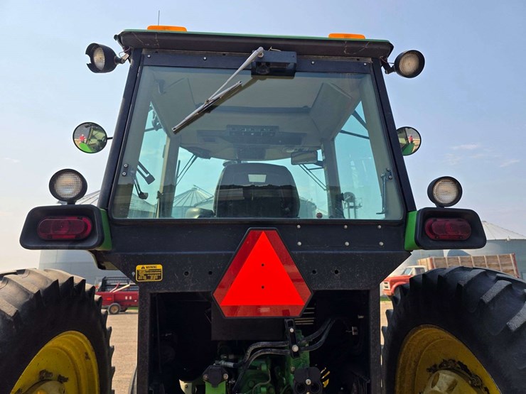1990-john-deere-4455-image-36