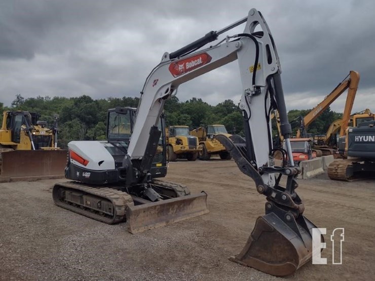 2022-bobcat-e88-image-50