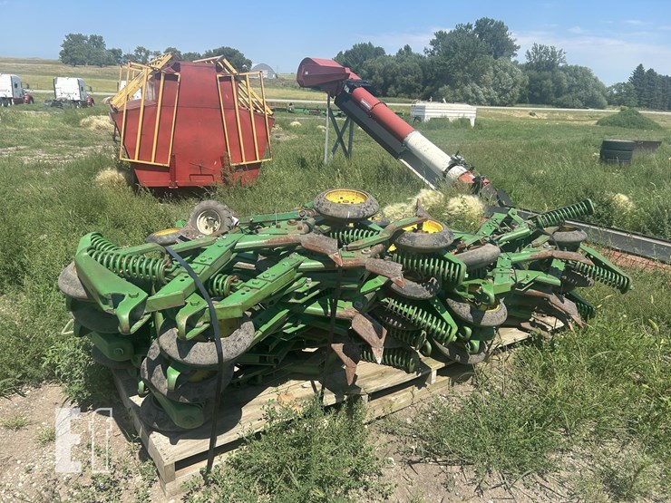 john-deere-36-image-1