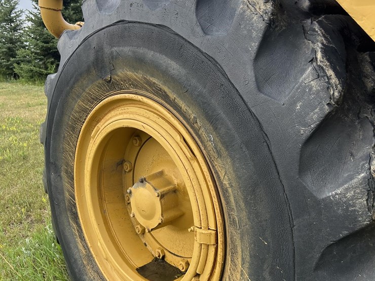 caterpillar-613b-image-32