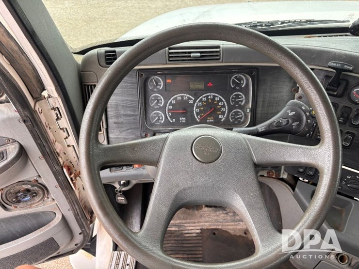 2006-freightliner-columbia-truck-(gp11007,-unit-345)-image-87
