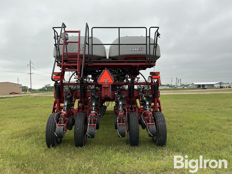 2019-case-ih-2150-image-6