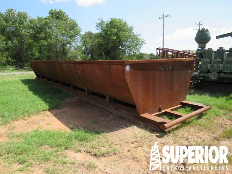 (8-9)-4'7"h-x-10'w-x-40'l-half-round-steel-mud-tan-image-2