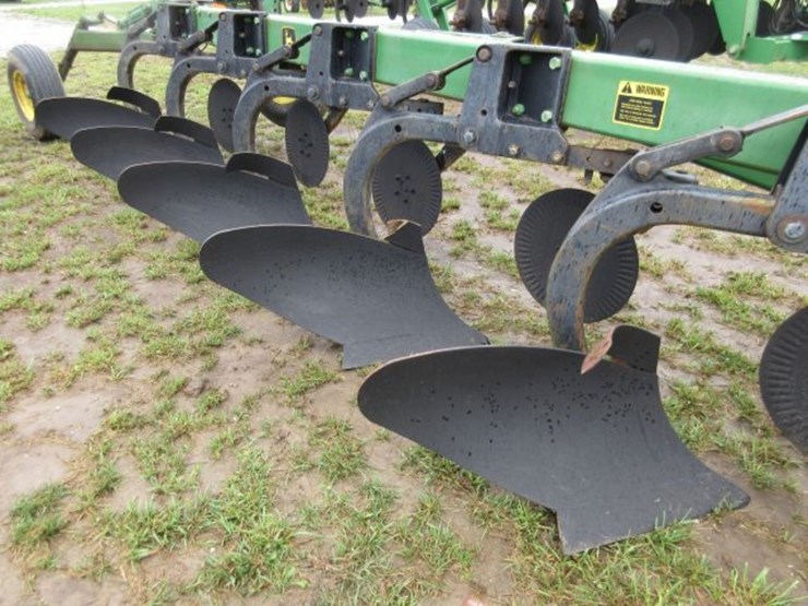 john-deere-2700-image-3