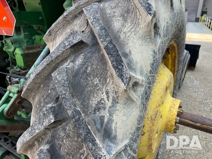 john-deere-4620-image-43