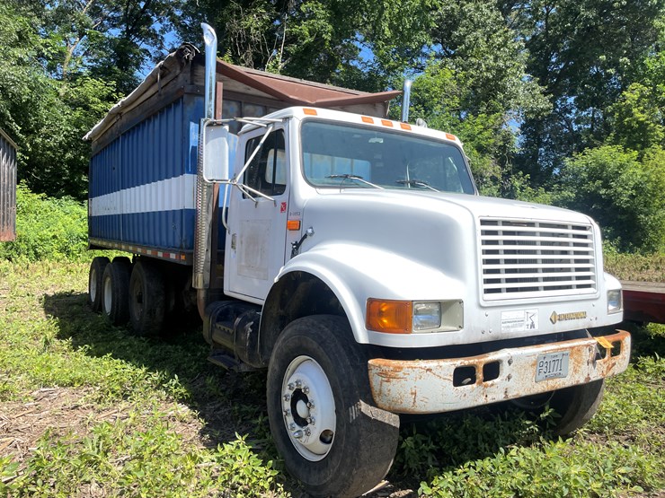 1993-international-4900-image-1
