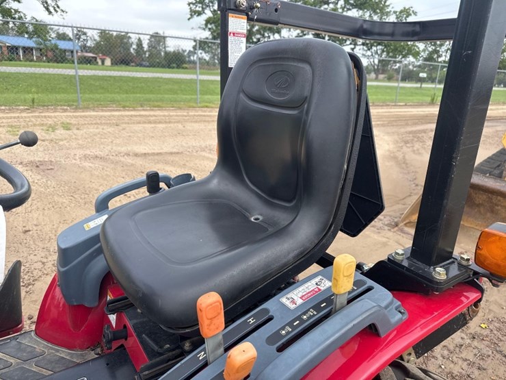 mahindra-emax-25-image-20