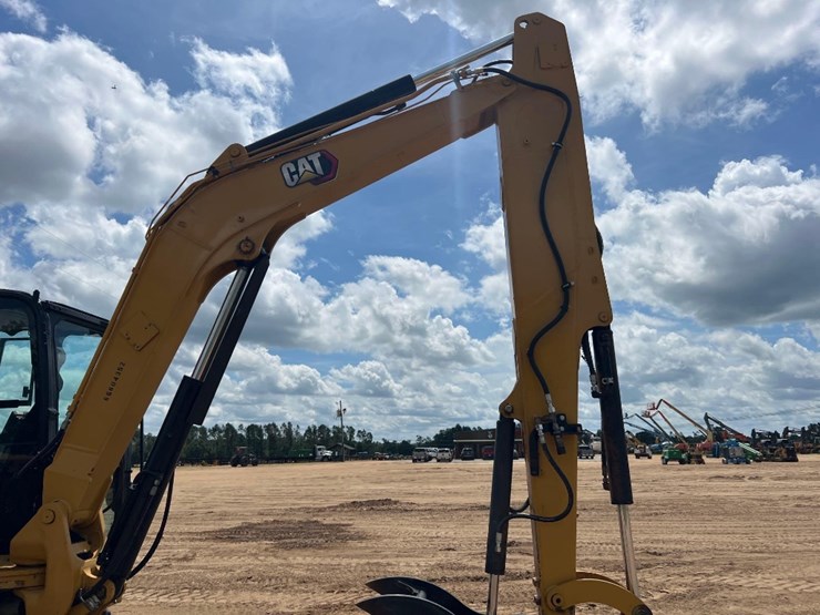 2022-caterpillar-306cr-image-24
