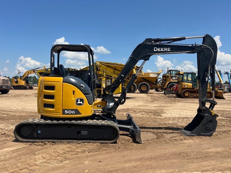 2023-deere-50g-image-6