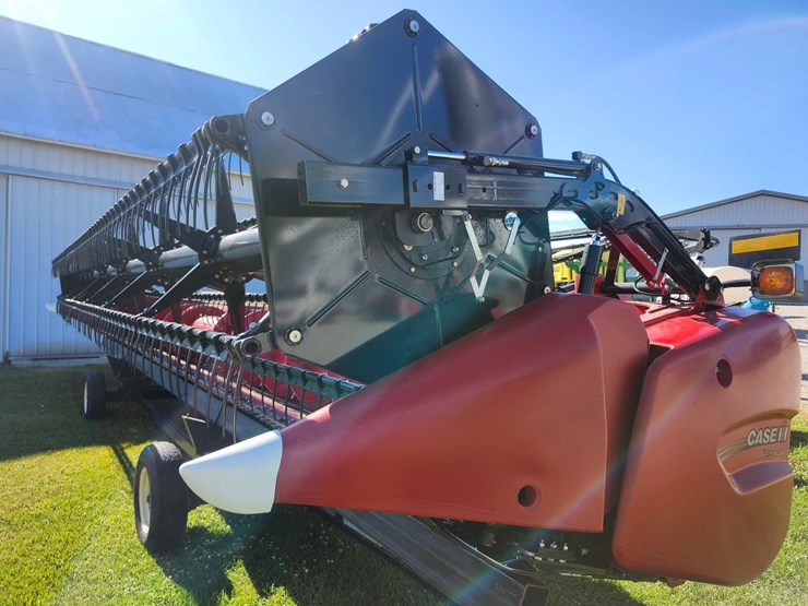 2023-case-ih-3020-image-17