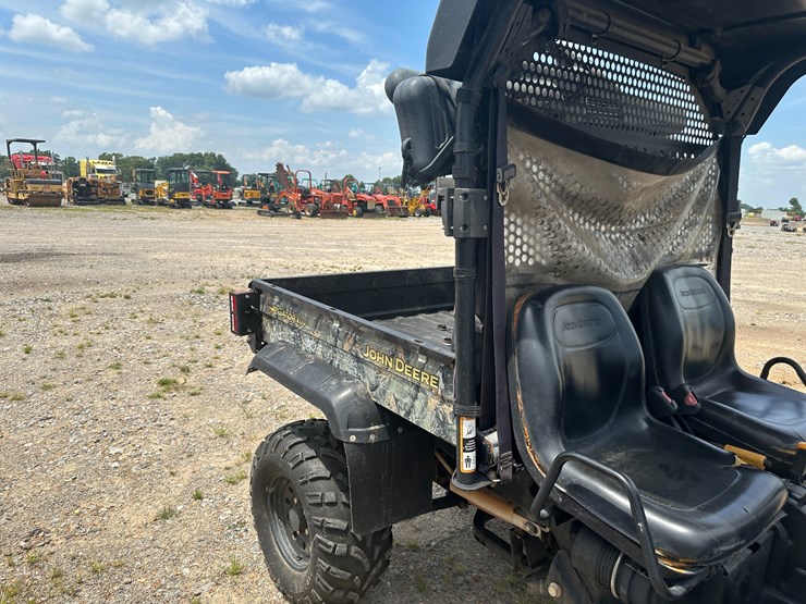 john-deere-gator-image-27