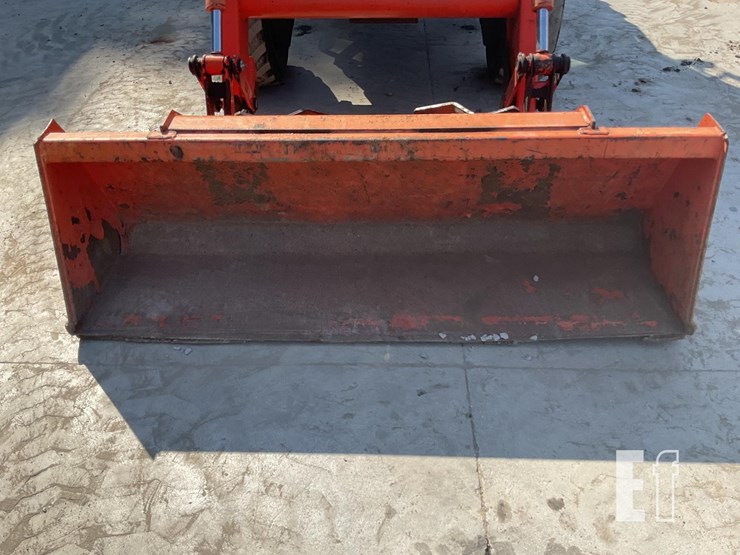 2010-kubota-l5740-image-9