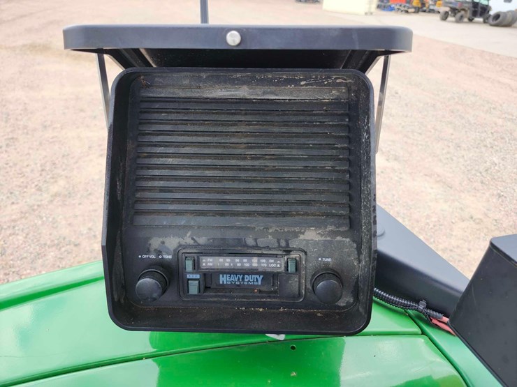 2005-john-deere-6603-image-17