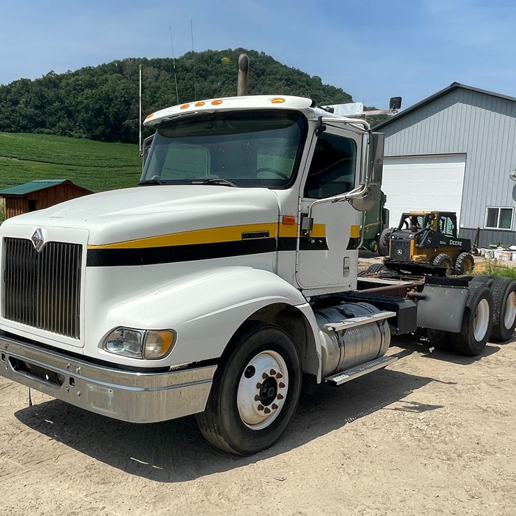 #1011 • 2007 International Truck (Has WI Title)