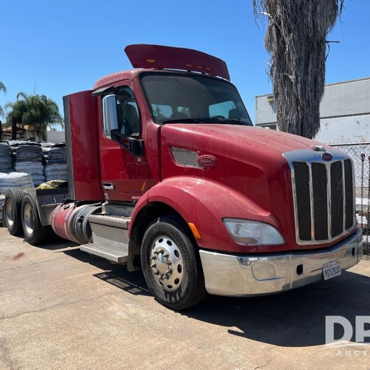 2018 PETERBILT 579