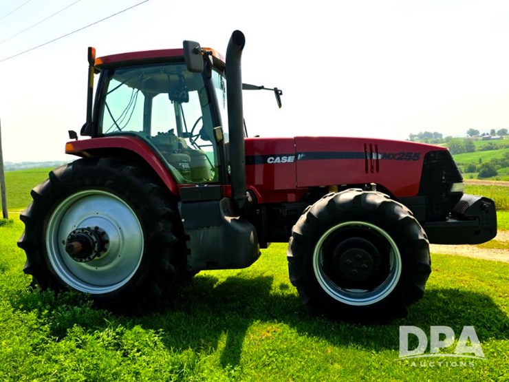 case-ih-mx255-image-2