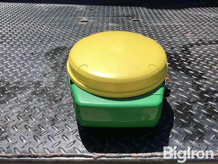 john-deere-starfire-7000-gps-globe-image-6
