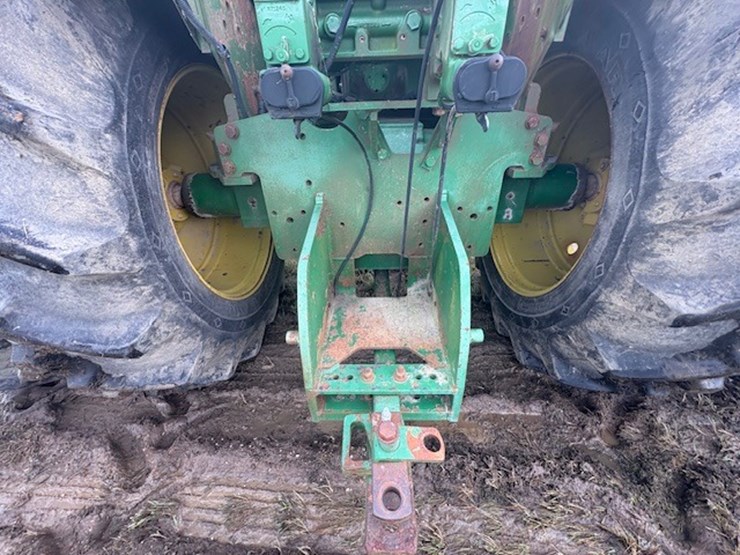 john-deere-8560-image-31