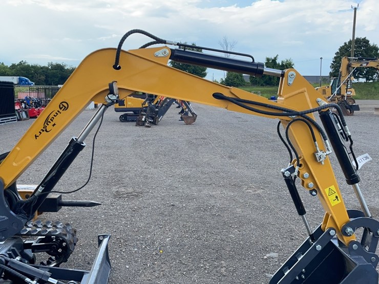 #2019-•-2025-cfg-mx50r-mini-excavator-image-6