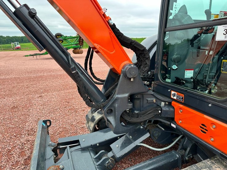 2022-hitachi-zx60usb-5n-image-34