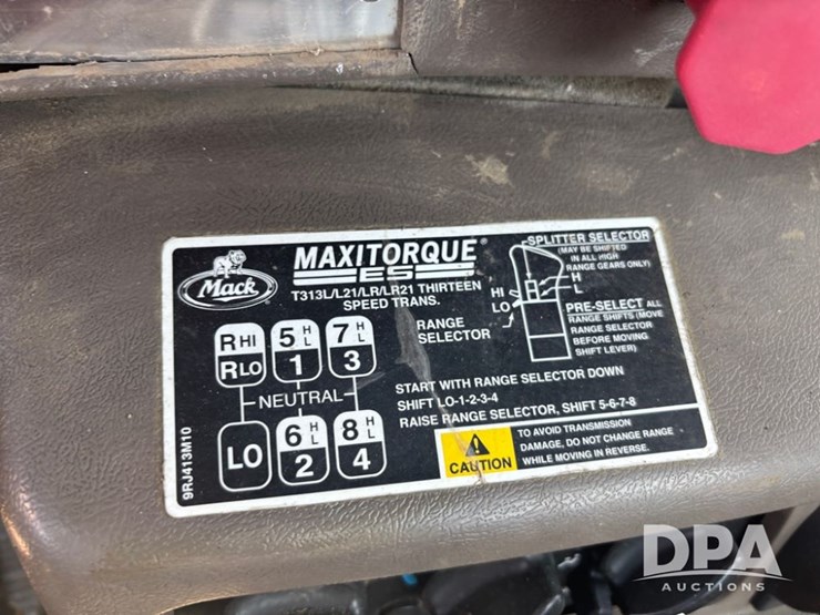 2006-mack-chn613-image-45