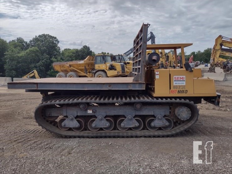 2015-morooka-mst800vd-image-3
