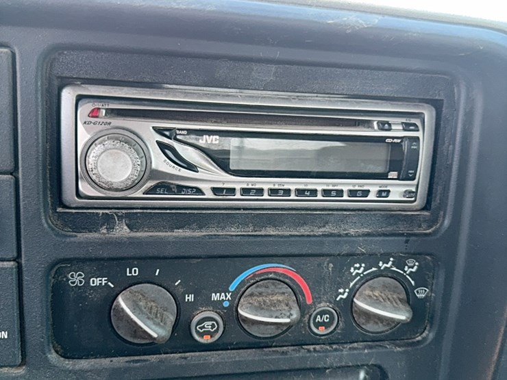 1997-chevrolet-1500-image-15