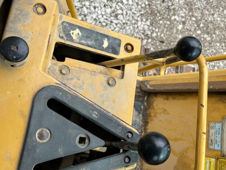 1995-caterpillar-953-image-61
