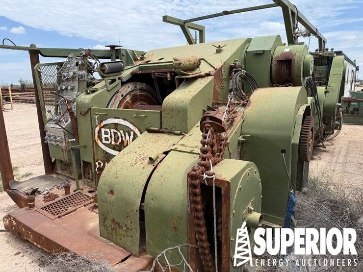 caterpillar-d379-image-1