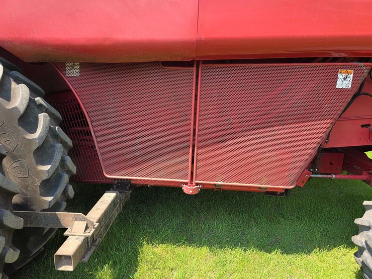 2002-case-ih-2388-image-33