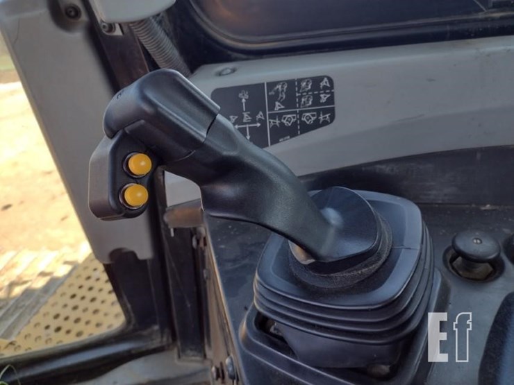 2018-caterpillar-d6t-lgp-image-11