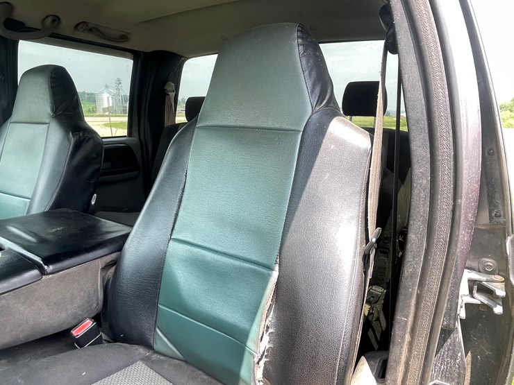 2004-ford-f350-image-71