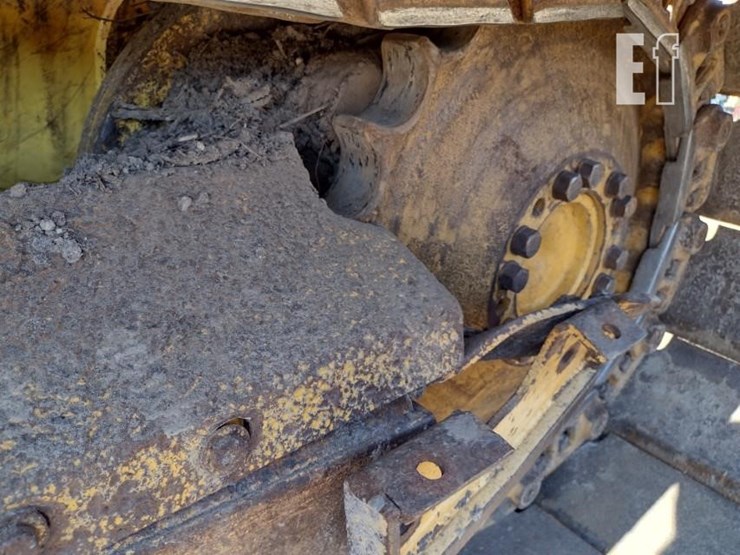 2004-deere-650h-image-20