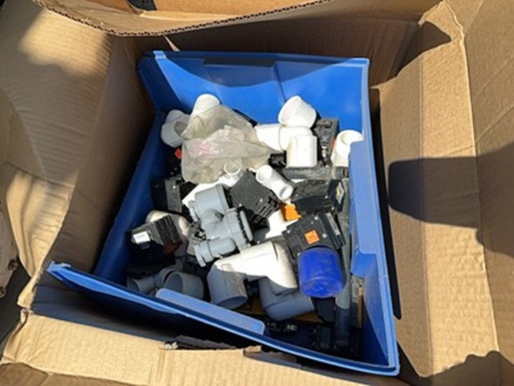 lot#-173-assorted-pvc-fittings-electrical-image-1