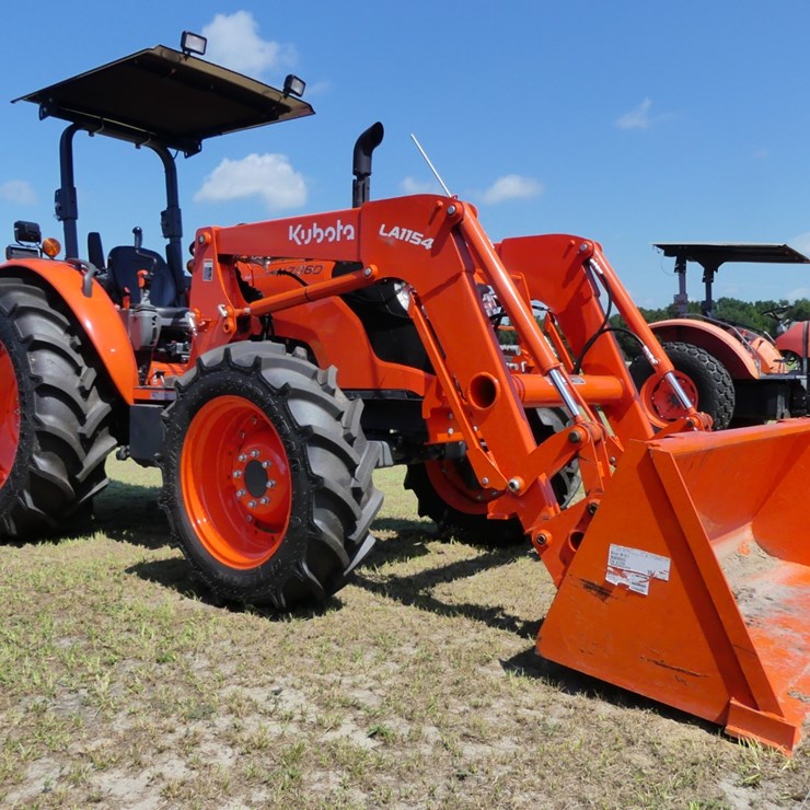 KUBOTA M7060