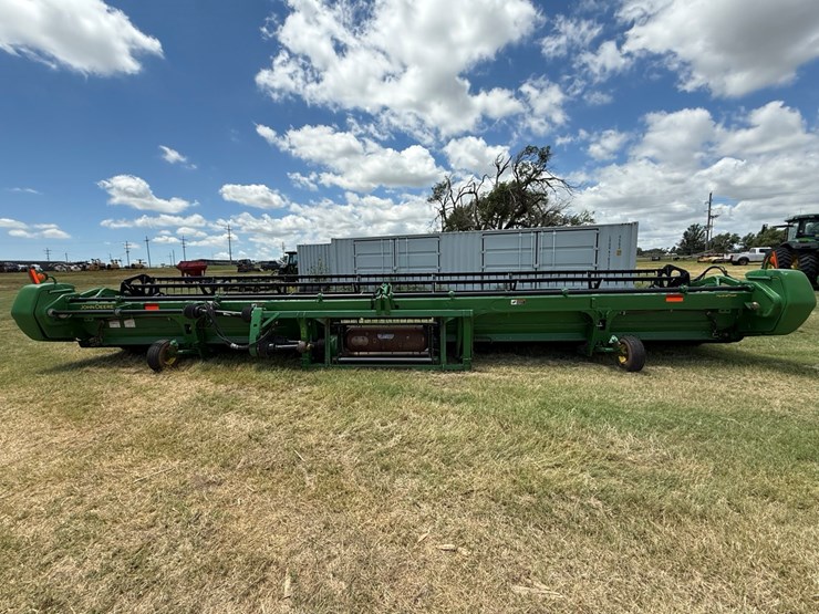 2010-john-deere-635d-image-9