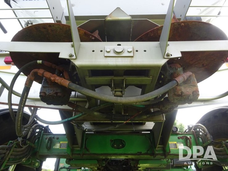 2016-john-deere-r4045-image-67