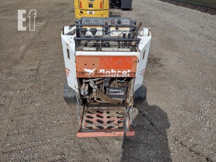 2003-bobcat-mt50-image-4