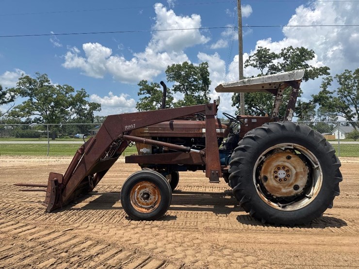 ford-7600-image-1