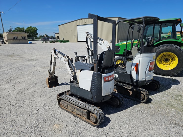 2015-bobcat-418-image-12