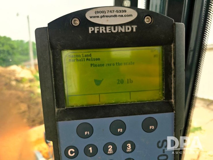 deere-244j-image-32
