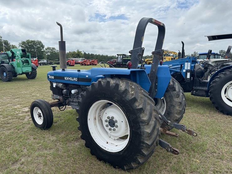 new-holland-5030-image-8