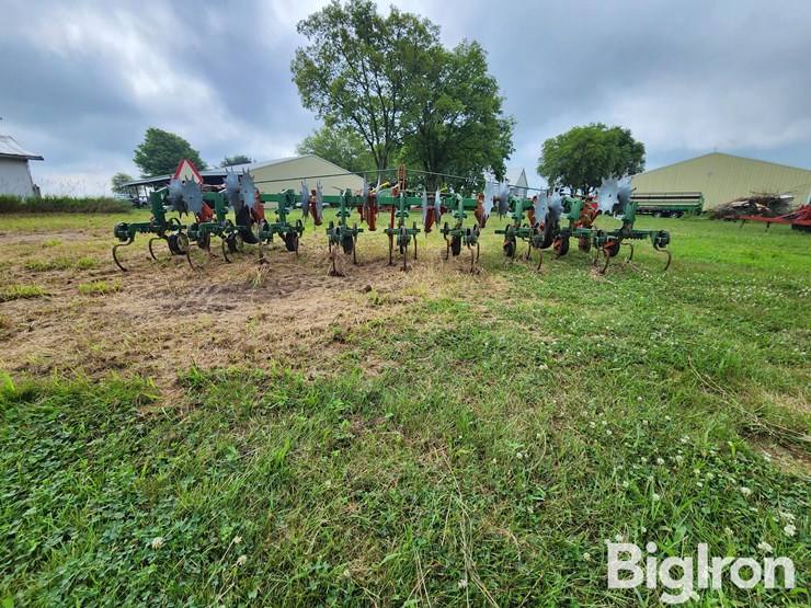 glencoe-8r30-row-crop-cultivator-image-6