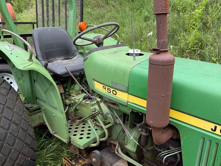 john-deere-850-image-39
