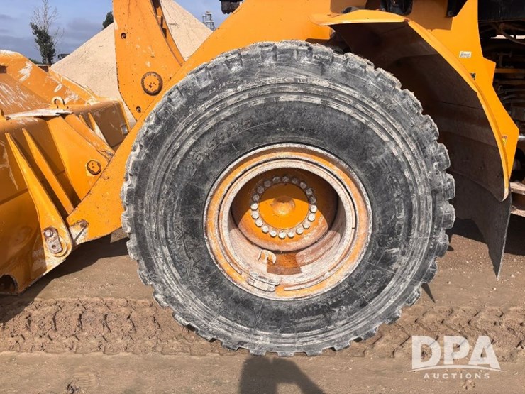 2014-caterpillar-950m-image-27