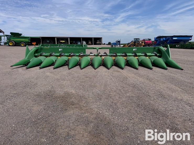 2011-john-deere-612c-image-2