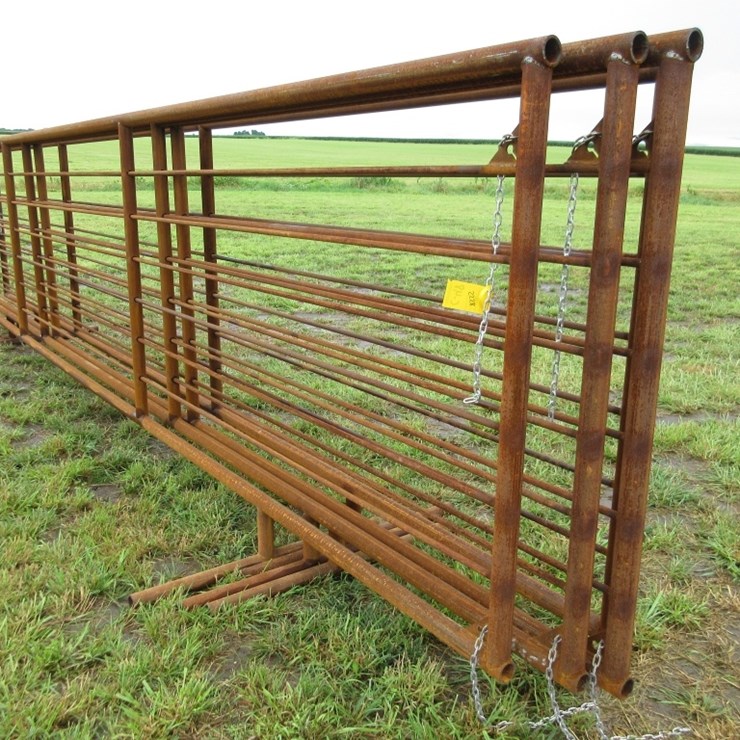 (4) Texas Built 25' Stand Alone Panels