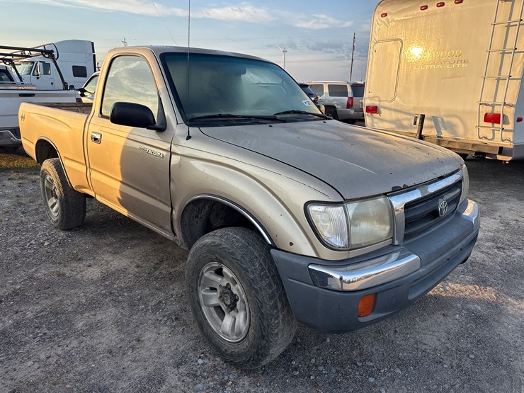 1998-toyota-tacoma-image-2